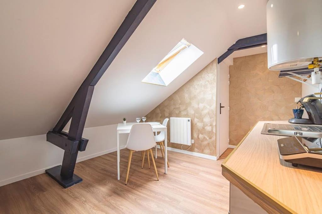 L'Azur Dore, Studio Pour 2 Voyageurs Isles-sur-Suippe Екстер'єр фото